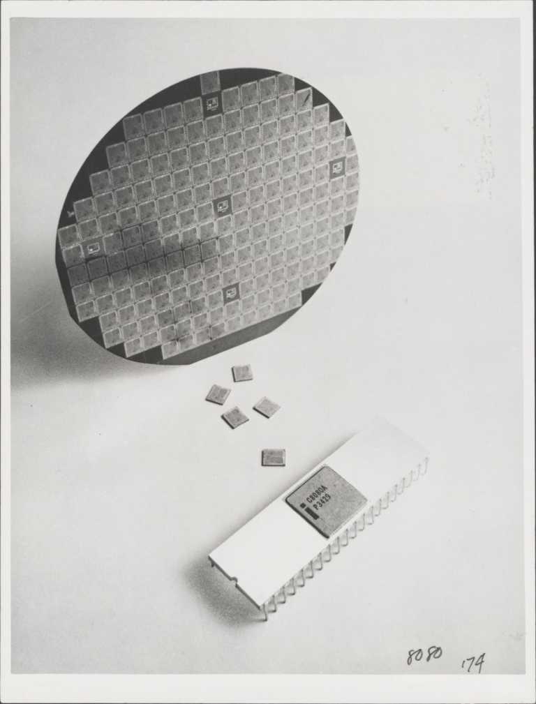Il cinquantesimo anniversario di Intel: il microprocessore 8080 (1974)