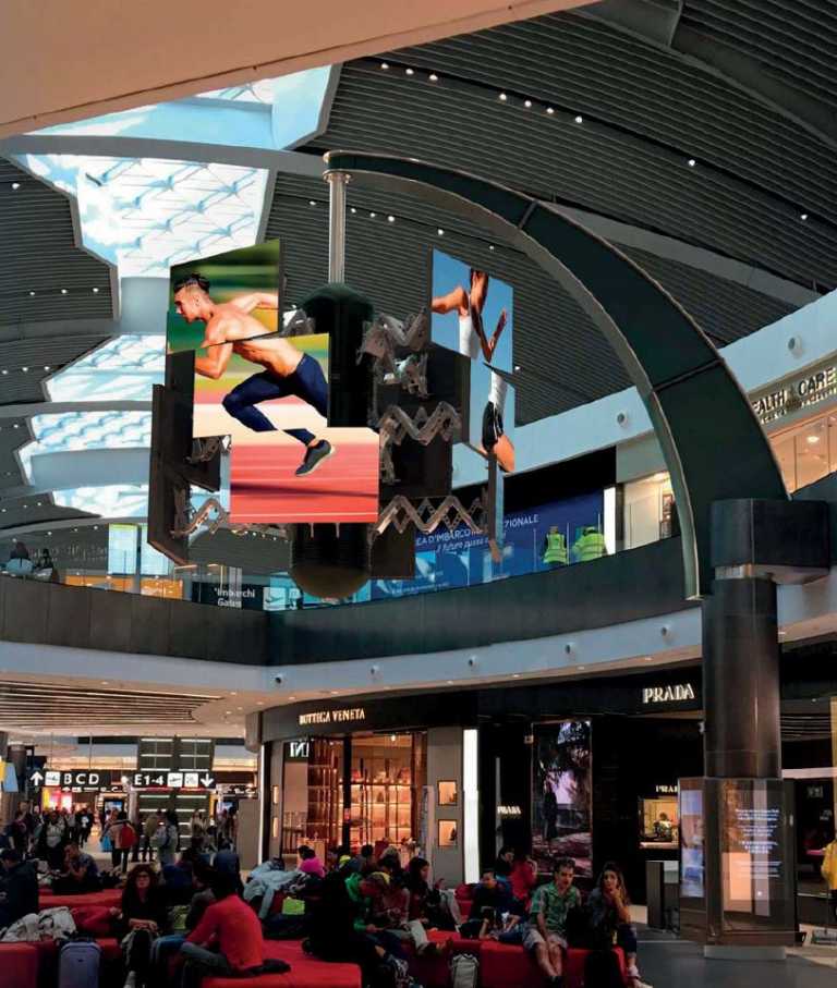 Inaugurato a Roma Fiumicino il più innovativo display composto da 12 Tv Samsung da 90″