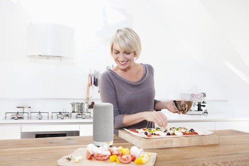 Gigaset L800HX: smart speaker con Alexa e chiamata vocale su linea fissa