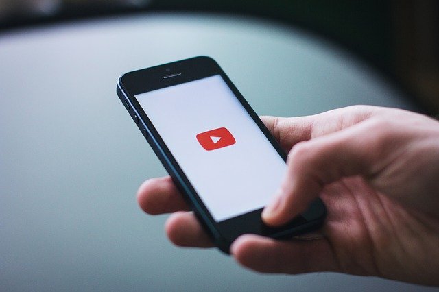 Youtube compie 15 anni, ecco tutti i numeri della piattaforma
