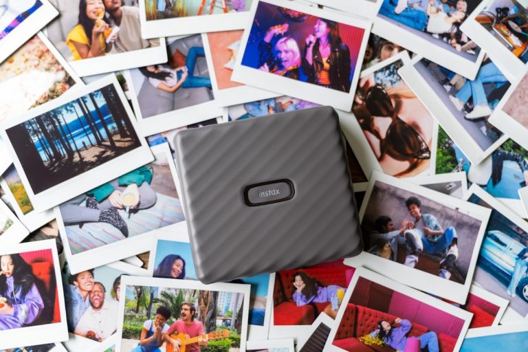 Instax Link Wide, stampe istantanee da smartphone e fotocamere
