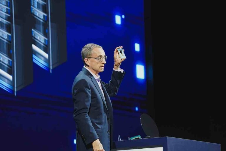 At Computex Taiwan, Intel CEO Pat Gelsinger highlights the efficiency for rack space and the power saving provided by Intel Xeon 6 processors with Efficient-cores (code-named Sierra Forest) compared to 2nd Gen Intel Xeon processors. At Computex in Taipei, Taiwan, on June 4, 2024, Intel unveiled cutting-edge technologies and architectures poised to accelerate the artificial intelligence ecosystem. (Credit: Intel Corporation)