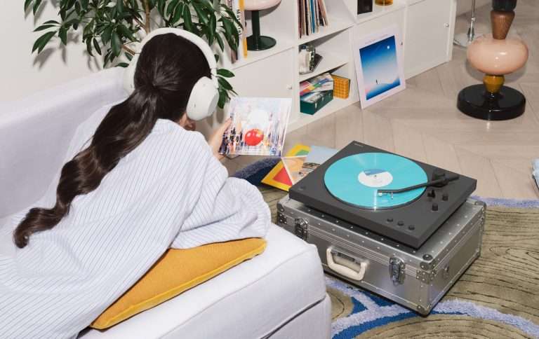 Il vinile diventa smart: Sony presenta i giradischi PS-LX3BT e PS-LX5BT
