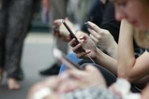 Dalla Pubblica Amministrazione al tempo libero online: la Carta d’Identità Elettronica allarga il suo raggio d’azione
