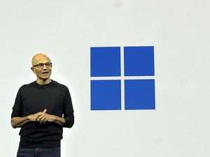 Windows 11 trasforma Copilot in un agente IA “tuttofare” per pc. E arrivano i nuovi Surface